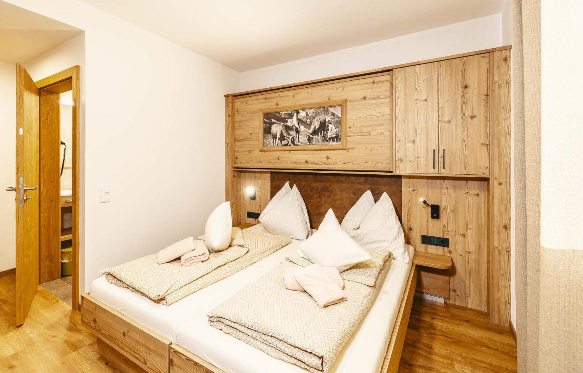 Lindlinghof Aparthotel Saalbach-Hinterglemm Quarto foto